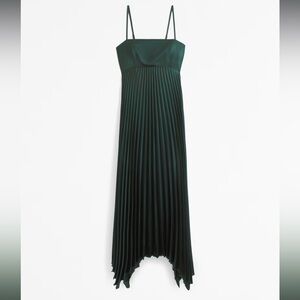 Abercrombie & Fitch Giselle Clasp Back Pleated Midi Dress